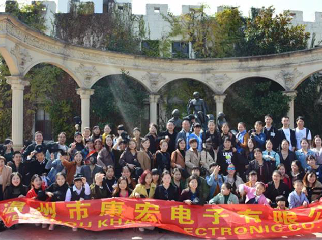 | 橫店游記 | ——不止工作，還有詩，遠方和狂歡